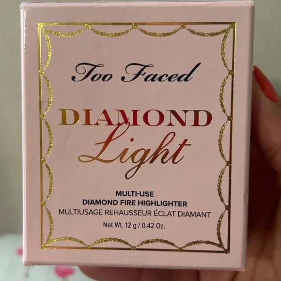 Too Faced-Diamond Light Highlighter - Picture 4 of 5